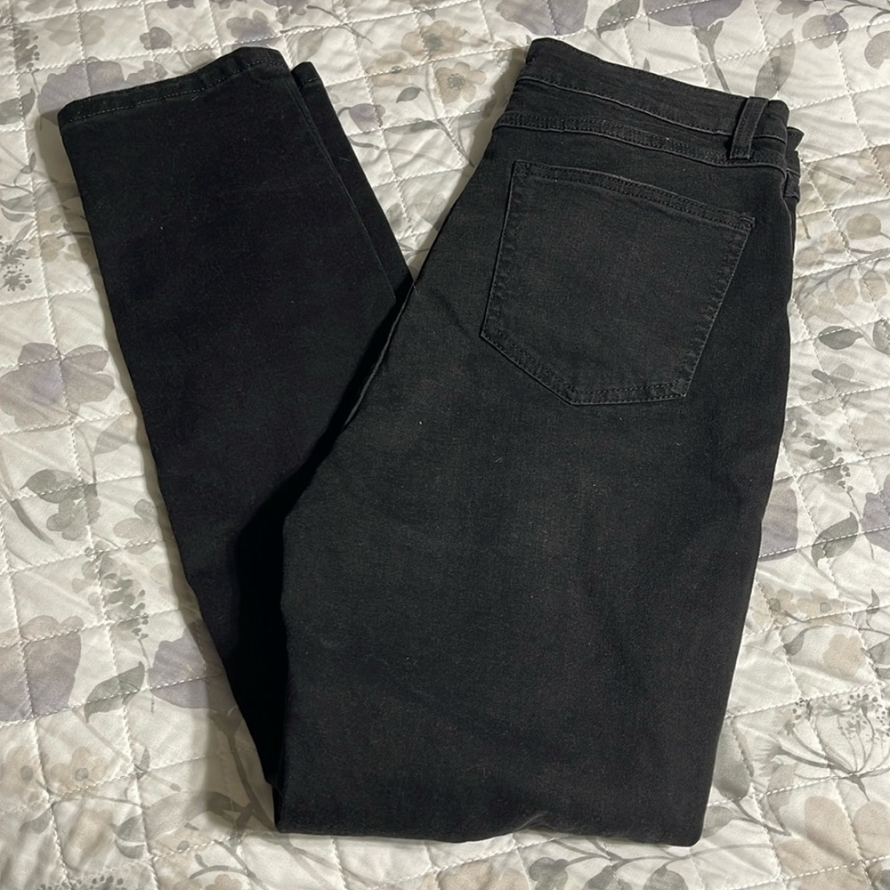 Forever 21 black jeans 31